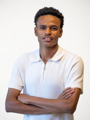 headshot of Firaol Ahmed headshot of Firaol Ahmed